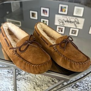 Uggs Dakota Moccasin (New)